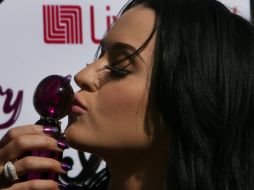 La cantante estadounidense vino a México para promocionar su perfume ''Purrs''. AP  /