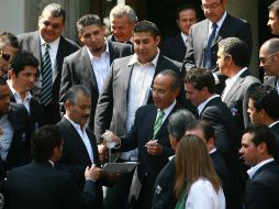 El equipo de los Yaquis de Ciudad Obregón en su visita a Los Pinos. MEXSPORT  /