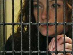 La defensa de Florence Cassez, detenida en diciembre de 2005, ha reclamado que su  arresto se dio en circunstancias irregulares. AFP  /