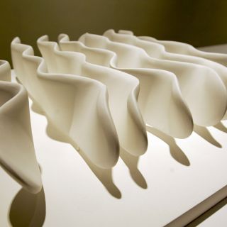 Gana pieza venezolana la Bienal de Escultura