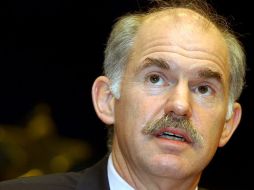 George Papandreou, primer ministro griego, se queja ante jefe del FMI. ARCHIVO  /