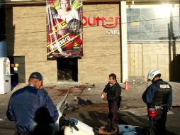 Las inmediaciones del Butter Club fueron cerradas al tráfico vehicular, mientras forenses realizaban las indagatorias. E. PACHECO  /