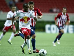 Acciones del partido de esta noche, en el Omnilife. E. PACHECO  /