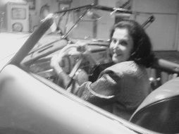 La historia de Amparito Goribar (en la imagen) y Eduardo Collignon comenzó de alguna forma por “culpa” de un Packard.ELDUQUEDETLAQUEPAQ  /