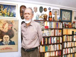 El autor nacido en Chile, recordó, que ha crecido en México hasta desbarajustarse. ESPECIAL  /