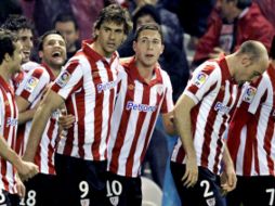 Los jugadores del Athletic en el duelo ante el Valencia. EFE  /