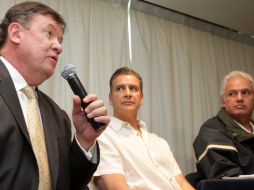 El doctor que lo atiende y sus hermanos ofrecieron una rueda de prensa para hablar de su salud. A. CAMACHO  /