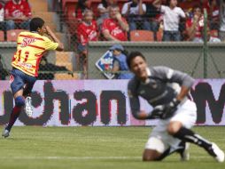 Alfredo Talavera sufrió en casa, por no poder evitar las anotaciones. EFE  /