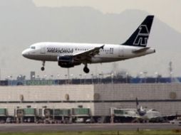 Un millón 200 mil pesos en total, es la propuesta de los hoteleros hacia Mexicana para pagar el uno por ciento del adeudo. ARCHIVO  /