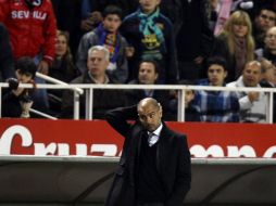 Josep Guardiola durante el partido contra el Sevilla. REUTERS  /