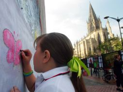 Durante dos días, los niños conocieron las artes plásticas a través del gis y el juego.A.GARCÍA  /