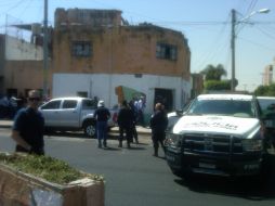 Agentes de la Procuraduría estatal acudieron para realizar las investigaciones del caso. O. RUVALCABA  /