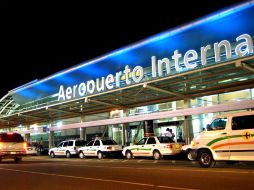 Por el aeropuerto tapatío circulan alrededor de ocho millones de pasajeros al año.EL INFORMADOR  /