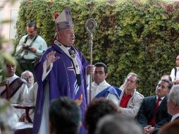 El cardenal Juan Sandoval ofició misa en presencia del gobernador de Jalisco, alcaldes y políticos. S. NÚÑEZ  /
