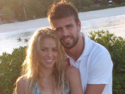 La pareja se muestra muy feliz. Imagen tomada del twitter de Shakira. ESPECIAL  /