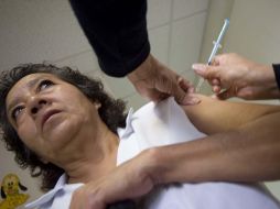 De la vacuna de influenza A H1N1 se tiene una reserva de un millón de dosis. ARCHIVO  /