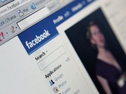 Las páginas de Facebook pueden hacer que los chicos se sientan incluso peor si éstos creen que no están a al altura de sus amigos.AP  /