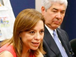 La coordinadora del PAN en San Lázaro, Josefina Vázquez Mota, y el ex gobernador de Jalisco, Francisco Ramírez Acuña. E. PACHECO  /