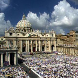 Museos Vaticanos abrirán por la noche por Juan Pablo II