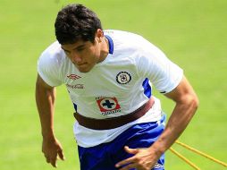 El jugador del Cruz Azul, Javier Orozco, entrenándose con el equipo. MEXSPORT  /