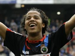 Giovani festeja el gol que hizo al minuto 74 en el estadio del Espanyol. REUTERS  /