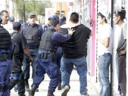 Policías de la zona metropolitana lamentan que la Procuraduría estatal libere a detenidos. S. NÚÑEZ  /