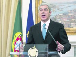 José Sócrate anuncia que envió a la Comisión Europea una petición de ayuda económica. ARCHIVO  /