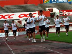 El equipo de Jaguares entrenando para enfrentar a los Tiuzos. MEXSPORT  /