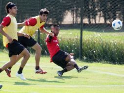 Los jugadores del Atlas entrenando para el partido. A. CAMACHO  /