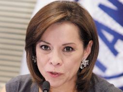 Vázquez Mota afirmó que renunciará a la coordinación panista y pedirá licencia como diputada. ARCHIVO  /