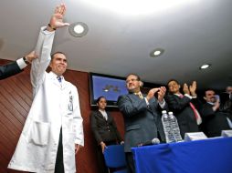 Rigoberto Navarro rindió ayer protesta como nuevo director del Antiguo Hospital Civil “Fray Antonio Alcalde”. S. NÚÑEZ  /