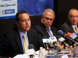 Francisco Blake Mora, secretario de Gobernación (izquierda). NOTIMEX  /