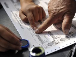 En los comicios del pasado día 10, el voto blanco ascendió a ocho por ciento. ARCHIVO  /