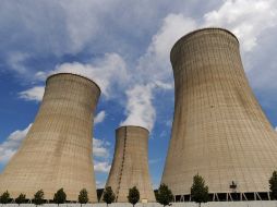 Una central nuclear consta de el edificio de contención, turbinas y combustible . AFP  /