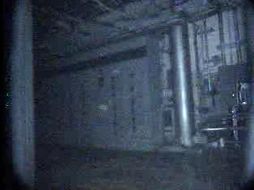 Imagen tomada por un robot a control remoto, introducido a la planta nuclear, capaz de medir niveles de radiación. REUTERS  /