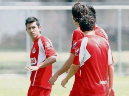 Alberto Medina (izq.) será evaluado de nueva cuenta hoy para saber si podrá jugar ante la Máquina  E. PACHECO  /