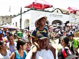 Todavía no comienza la escenificación de la Pasión, y ya se necesitó del apoyo de paramédicos. E. PACHECO  /