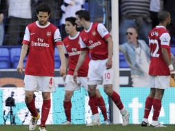 Cesc Fábregas al término del partido ante el Bolton. REUTERS  /
