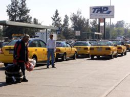 La Secretaría de Vialidad implementa un operativo especial en la Nueva Central de Autobuses, para evitar anomalías. A. HINOJOSA  /