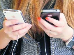 Apple considera que los Galaxy S y Galaxy Tab de Samsun copian sus diseños. ARCHIVO  /