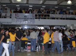 Las alianzas entre PAN y PRD en varios estados han terminado por no concretarse. ARCHIVO  /