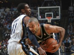 Tony Parker (der.) de los Grizzlies de Memphis, que disputará la final de la NBA. REUTERS  /