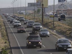 En la Carretera a Colima el ingreso de vacacionistas a la ciudad se dio de manera fluida. S. NÚÑEZ  /