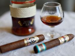 El consumo constante de alcohol o cigarro aumenta el riego de padecer problemas de salud. EL UNIVERSAL  /