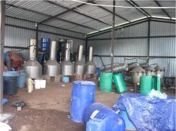 La casa asegurada por Sedena contaba con instrumentos y materiales para la elaboración de drogas sintéticas. ARCHIVO  /