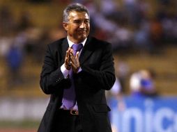 El director técnico mexicano, Juan Manuel Álvarez, durante un partido del Saprissa en la Concacaf. MEXSPORT  /