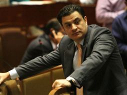 De acuerdo con José María Martínez, “las reformas nacen muertas”, pues no contarán con el respaldo de su fracción.A. CAMACHO  /