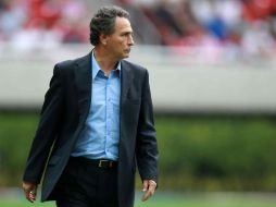 El técnico de Chivas, José Luis Real, durante el partido de ida ante Tigres. MEXSPORT  /