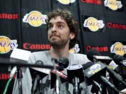 El español, Pau Gasol, durante la conferencia de prensa tras la eliminación de Los Lakers. EFE  /