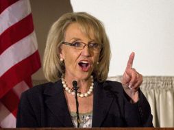 La gobernadora de Arizona, Jan Brewer, busca apelar ante la Suprema Corte la iniciativa que limita la aplicación de la SB1070. AP  /